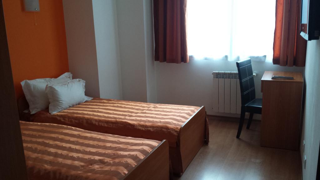 Apart Hotel Flora Residence Daisy Borovets Rum bild